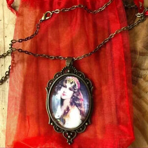 Handmade Vintage Look Necklace NEW